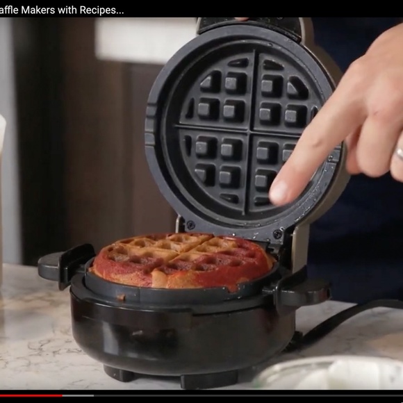 Curtis Stone Stuffed Waffle Maker w/ Recipes - New in Box - Picture 1 of 16